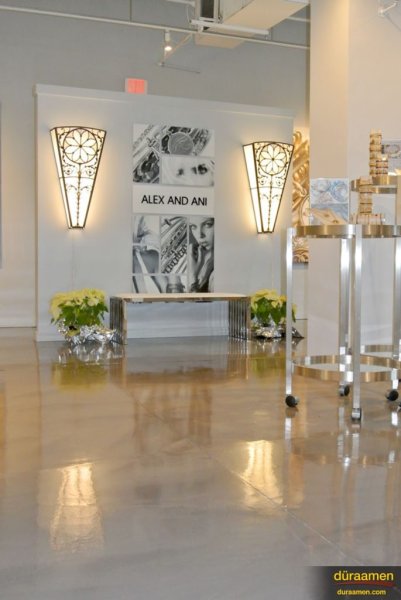 alex-and-ani-retail-store-4-685x1024