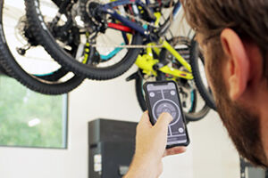 Garage Smart - Multi-Bike Lifter Remote Control - 003